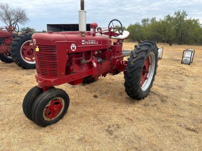 Antique Farmall Super M