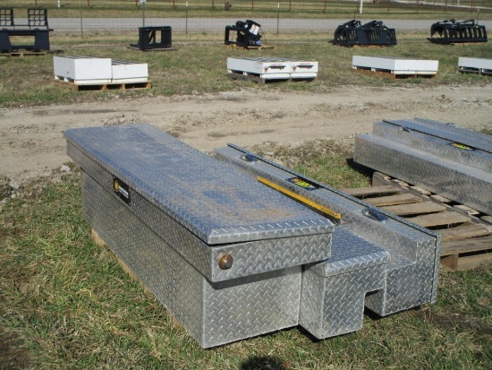 Northern Tool Aluminium Diamond Tread Truck Tool Boxes 1 Crossover and 2 - 70" Side Boxes