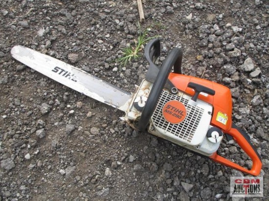 Stihl MS290 Chainsaw With Case