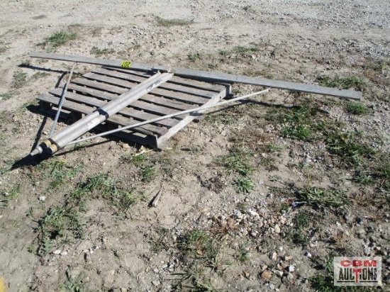 10' Concrete Screed With 2 Kraft Magnesium Screw In Poles