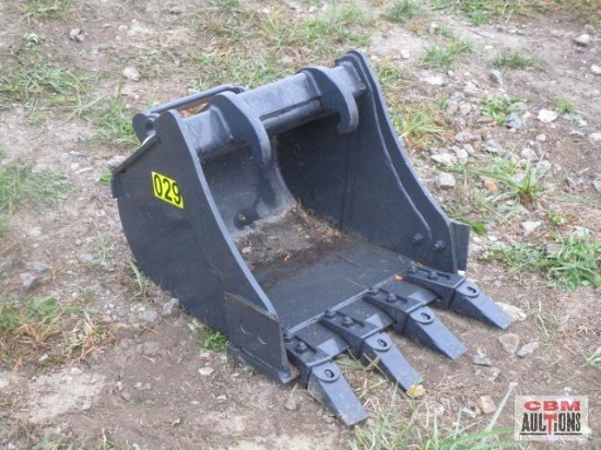 New 20" Bobcat Trackhoe Bucket X Change 1156350