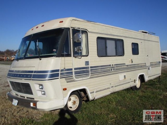 1985 Winnebago 26' Chevrolet P30 Van, VIN # 1GBJP37W8F3327009