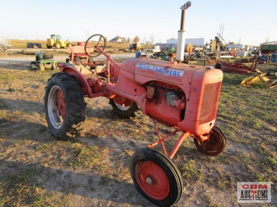 Allis Chalmers B Tractor - Engine Locked Up, Right Rear Tire Not Bolted On