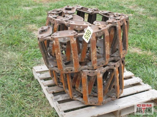 10 x16.5 Grouser Skid Steer Loader Over the Tire Steel Bar Tracks 17 Sections 21216642
