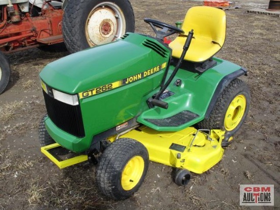 John Deere GT262 lawn tractor, 17 Hp K, 48" deck, rear wheel weights, extra blades, been repainted