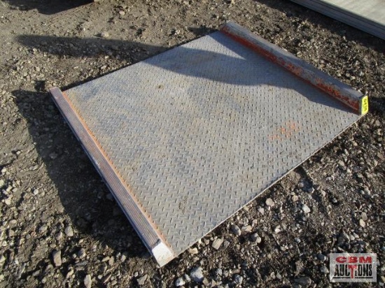 Aluminum Forklift Plate 4' x 4'6"...