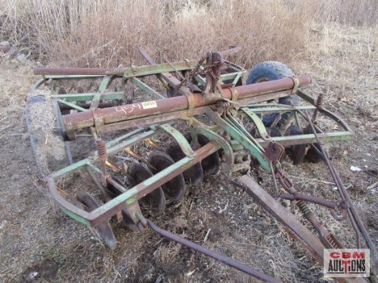 John Deere 6' Pull Type Disk, Gangs Turn...