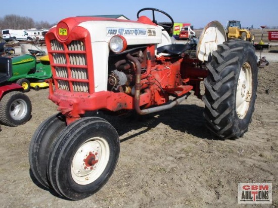 Ford 901 Tractor, Select O Speed, Gas, Shows 121 Hrs, 3 Pt, Rear SCV, Hydraulics,... 540 Pto, Master