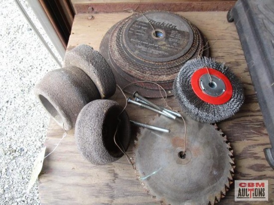 Assorted wood saw blade, grinding wheels and metal blades *B