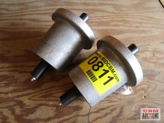 2 - Lawn mower deck spindles *D