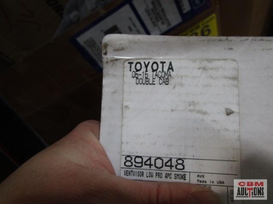 Assorted auto parts *D