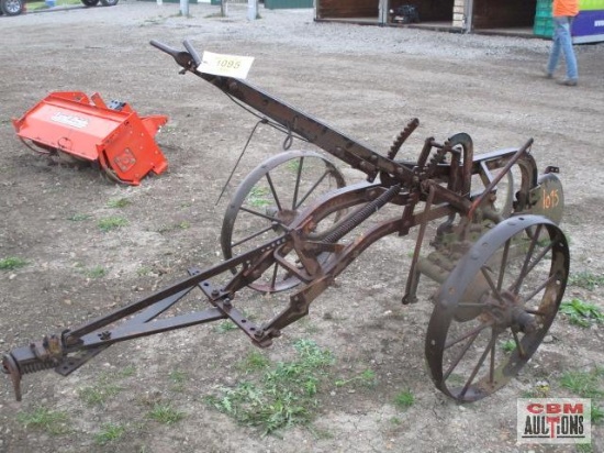 Antique 1 bottom horse drawn plow