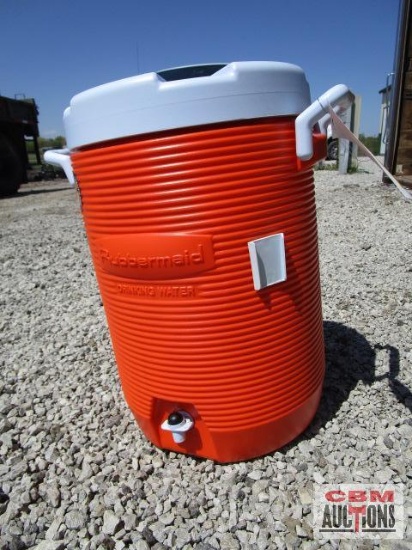 Rubbermaid water jug -looks new