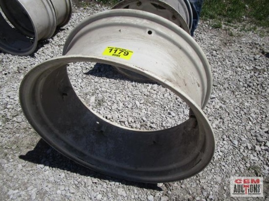 1 Tractor Rim 28 x W12 P#2400187