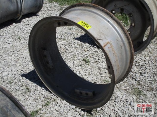 1 Tractor Rim 12 x 28