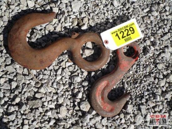 2 Hooks