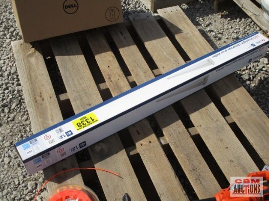 LED Shop Light 4', 36W in box