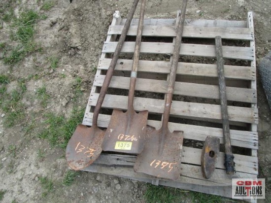 2 - Square shovels, 1 round shovels, 1 sledge hammer head with broke handle