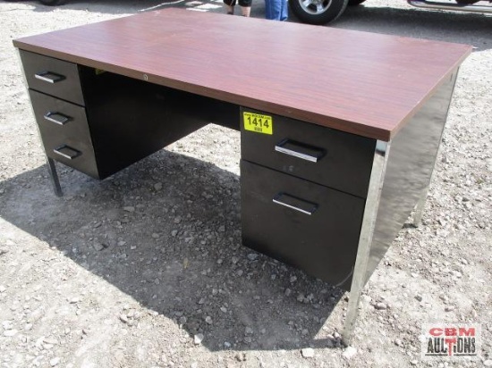 5 Drawer metal office desk 3'x5'- black