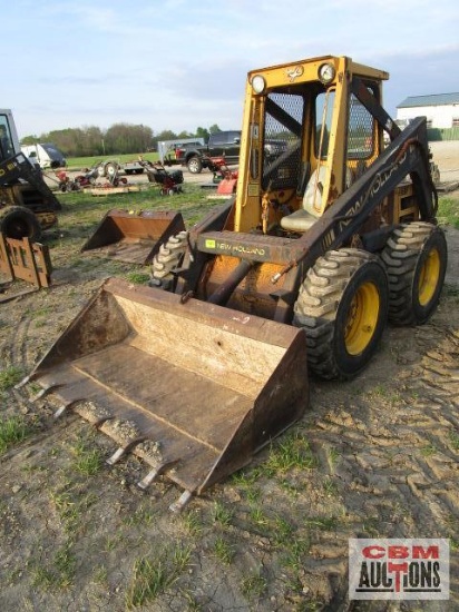 New Holland L555 skid steer loader, Kubota V1902 diesel 4,909 hrs , Aux hydraulics, new tires,