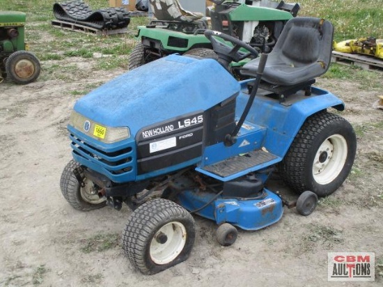 New Holland LS45 lawn tractor, 17hp Kohler, 42" deck,hood just setting on it S# LS45HT8D seller said