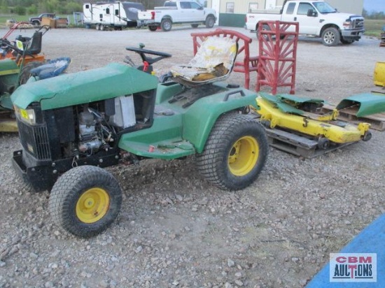 John Deere 445 lawn tractor, 890hrs,54" deck, S#M00445C094890, seller said needs ignition module to