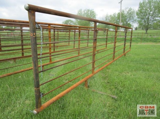 25' Free standing cattle corral panels 3/4" sucker rod rails, 6' tall, caps welded on ends, panels