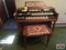 Wurlitzer electric organ with bench and sheet music *2