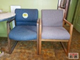 2 office/waiting room chairs, appear new *2