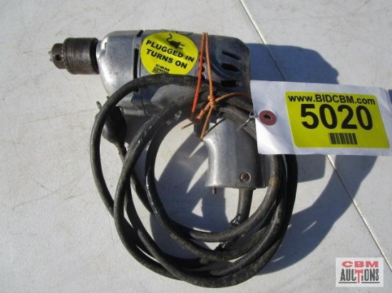 3/8" Black & Decker electric utility drill, no chuck key, S#78469 runs *D