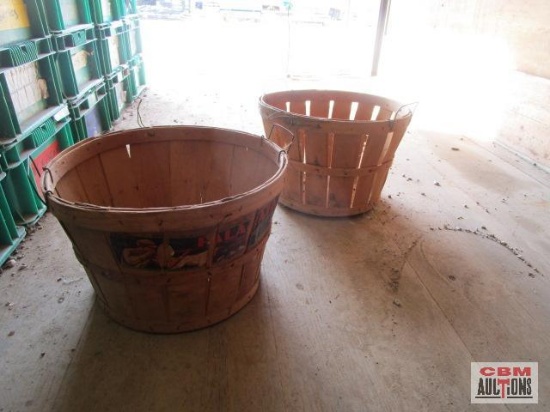 2 - Wooden apple baskets *C