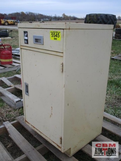 Steel storage cabinet...20"x20"x38"