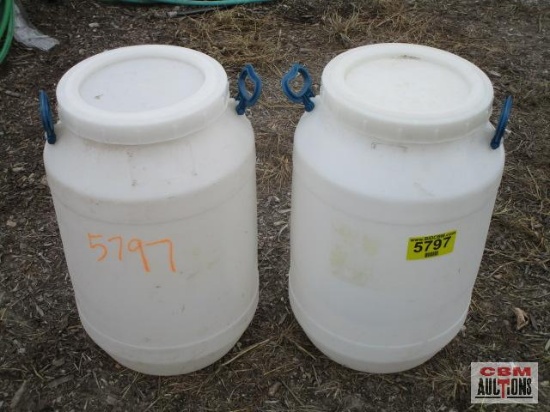 Plastic storage jugs with lids