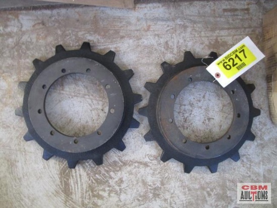 Skid steer drive sprockets