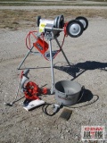 Rigid 300 power pipe threader M# 300-T2, 115 volt, on stand with accessories. Look like brand new.