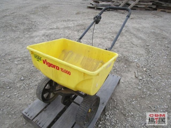 Vigoro 15,000 Broadcast Seed & Fertilizer Spreader