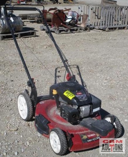 Toro Recycler Push Mower 22" Cut with Kohler Engine, Seller Said Carburetor Needs Cleaned