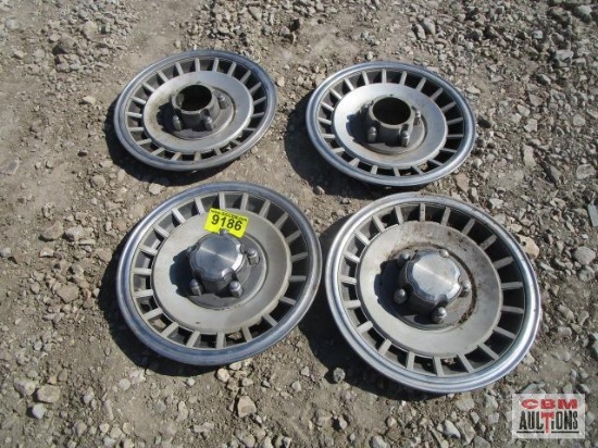 4 Hubcaps for Ford F-150, 2 are Missing the Center Cap