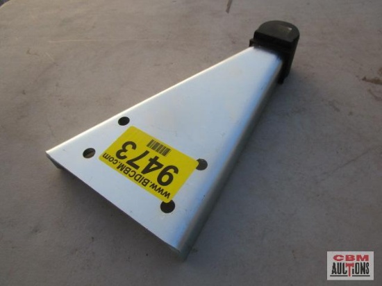 Triangle Metal Bracket