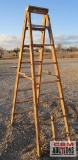 8' Wooden Ladder