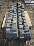 DRB Skid Steer Rubber Tracks 320x52x86 (Look New But Dirty) Bobcat Compact Track Loader 864 Bobcat