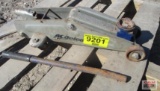 AC Delco Hydraulic Floor Jack
