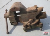 Superior No 44 Bench Vise, 4