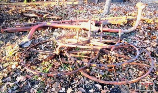 3pt Hay wheel rake, looks mostly there