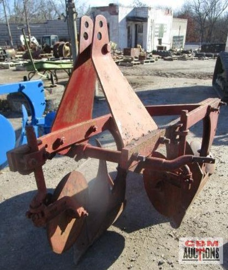 Ford IOI 2-14 3pt moldboard plow red