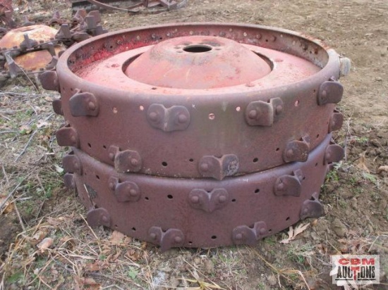 Pair of steel lugs rear tractor wheels 8 bolt