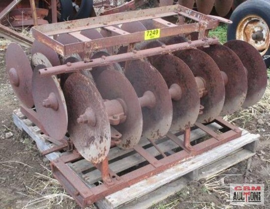 4- Disk gang sections, 39" cutting width