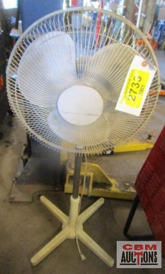 Pedestal Fan (Runs Rough)