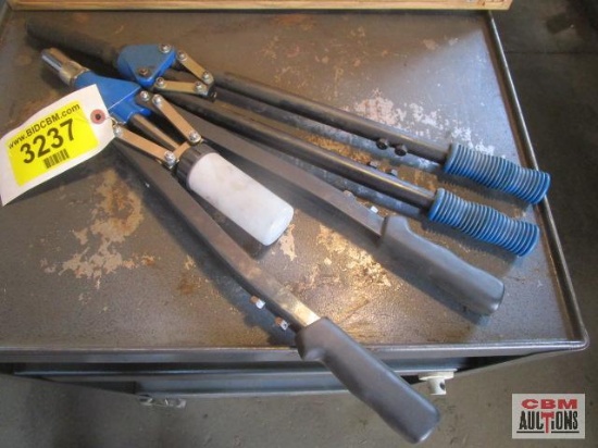 2-Large Tool Aid Rivet Guns