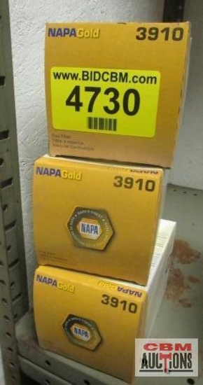 Lot Of Napa 3910 Fuel Filters
